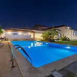 בית נופש Silver Seahorse Garden Retreat Ii *