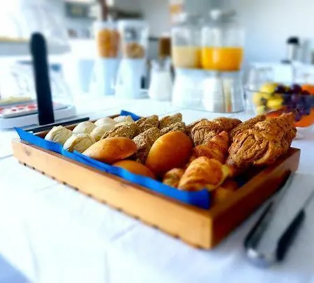 Casa vacanze Silver Seahorse Garden Retreat Ii Consolação